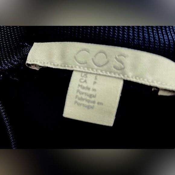 C.O.S. (Collection of Style) L/S Navy Mock Neck Knit Top w/Back Zip NWOT - Picture 5 of 5